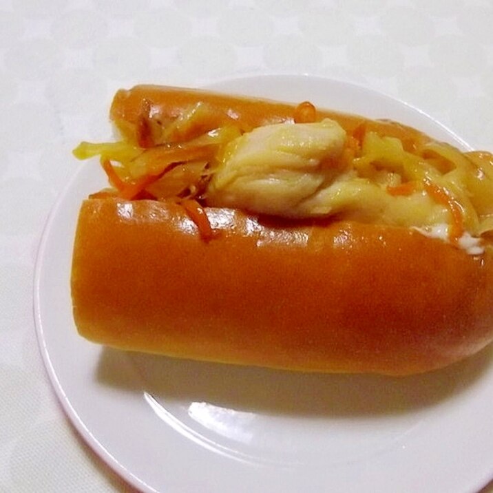 しっとり柔らか♪鶏とたっぷり野菜の照り焼きドッグ♪